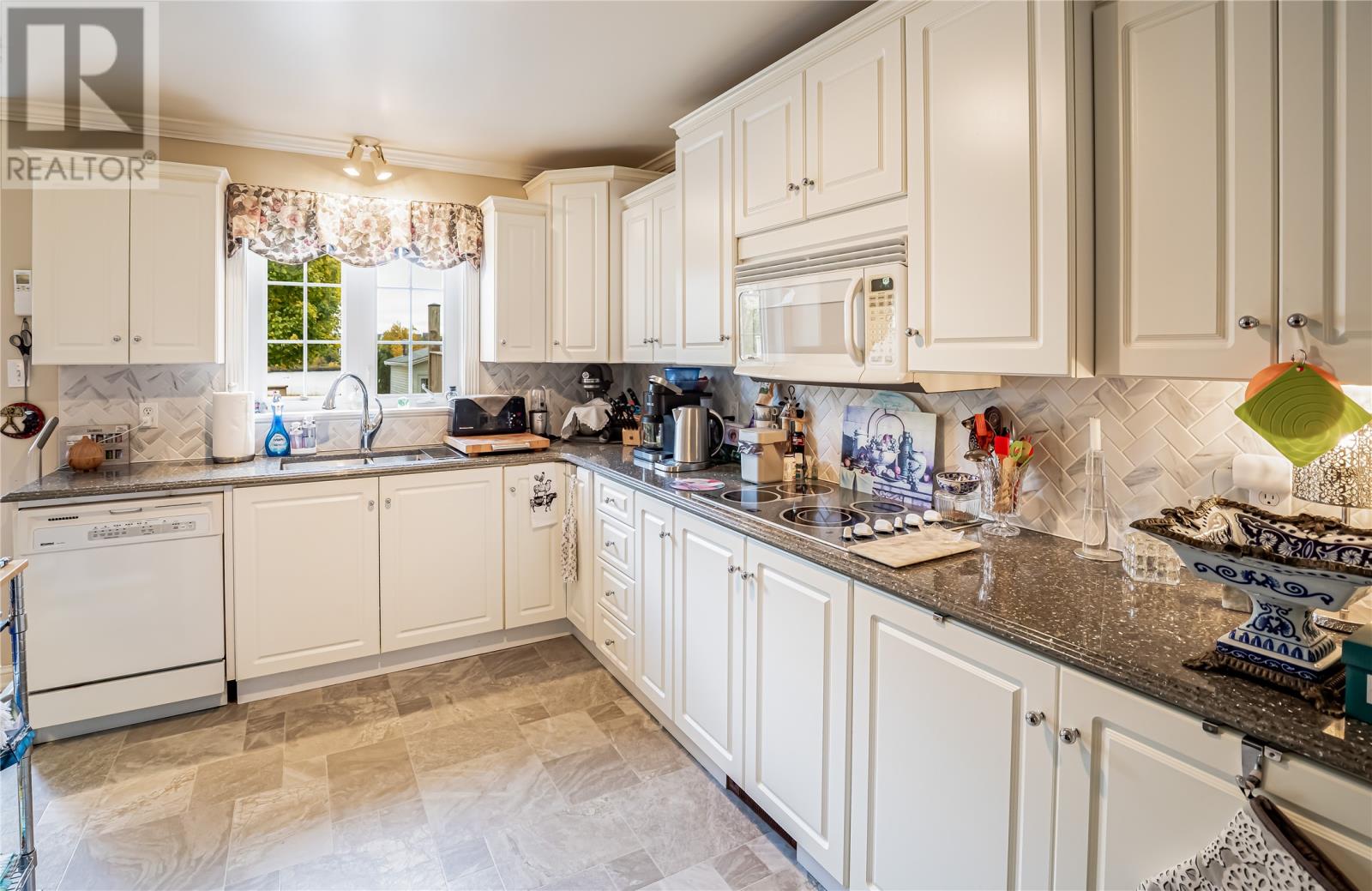 3 Shelby Street, Paradise, Newfoundland & Labrador  A1L 1H7 - Photo 12 - 1291785