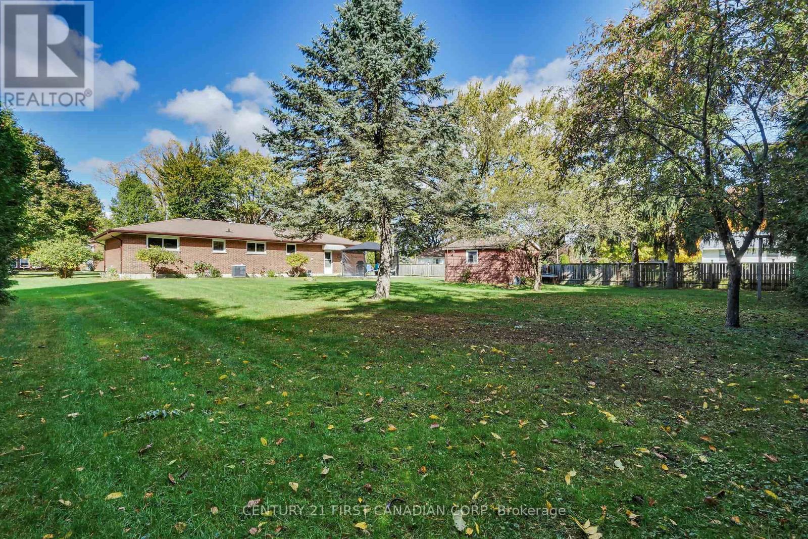 141 Cherry Street, Chatham-Kent (Bothwell), Ontario  N0P 1C0 - Photo 29 - X12473566
