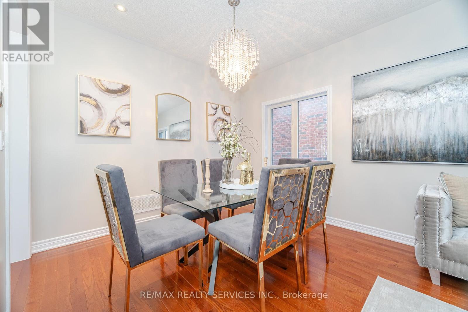 71 Ivy Glen Drive, Vaughan, Ontario  L6A 0P3 - Photo 10 - N12473136