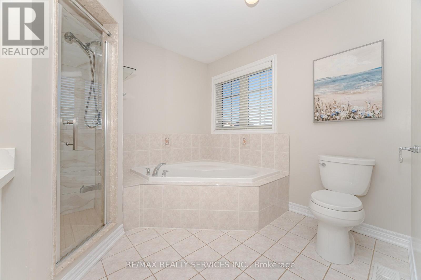 71 Ivy Glen Drive, Vaughan, Ontario  L6A 0P3 - Photo 28 - N12473136