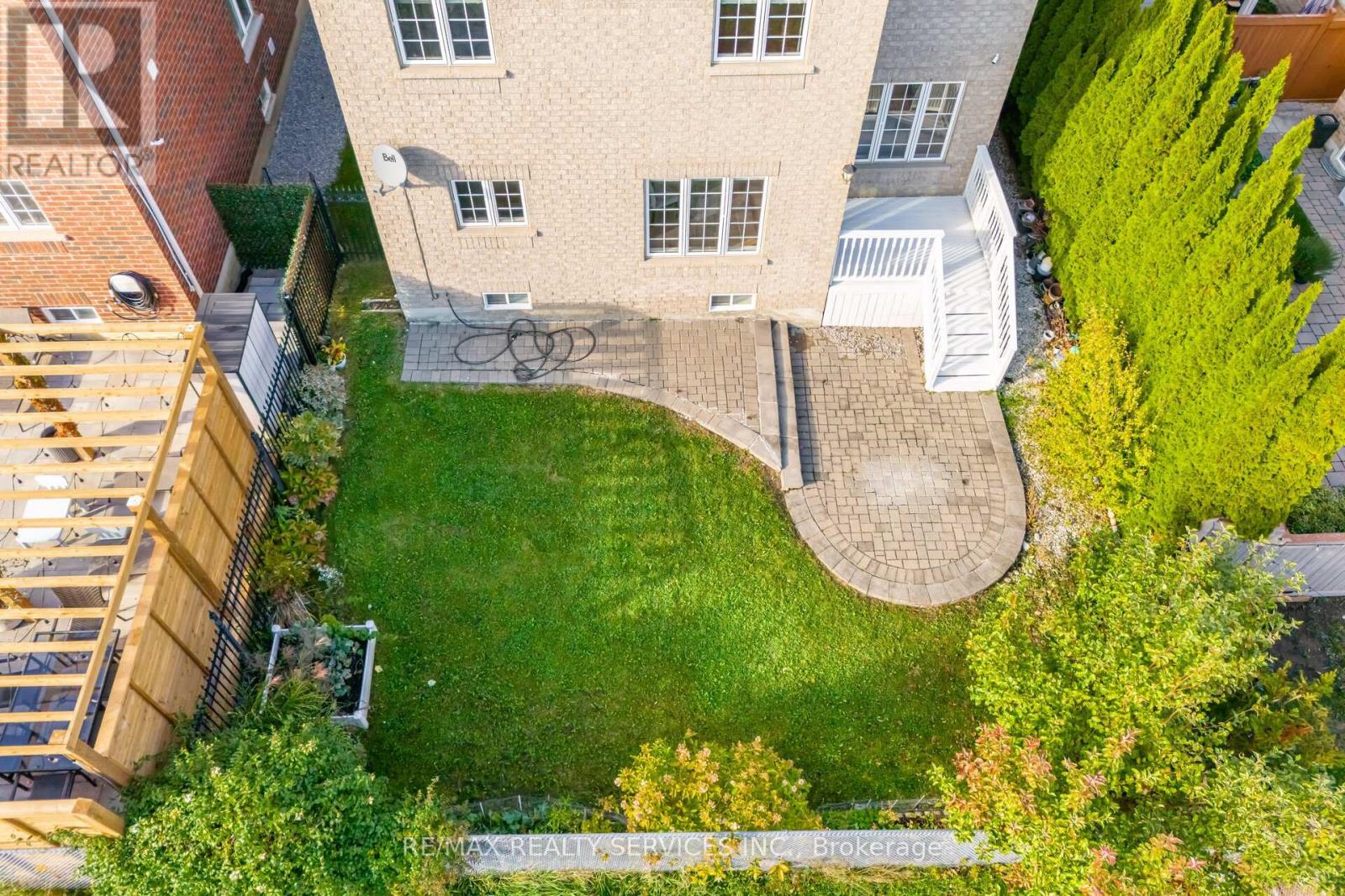 71 Ivy Glen Drive, Vaughan, Ontario  L6A 0P3 - Photo 47 - N12473136