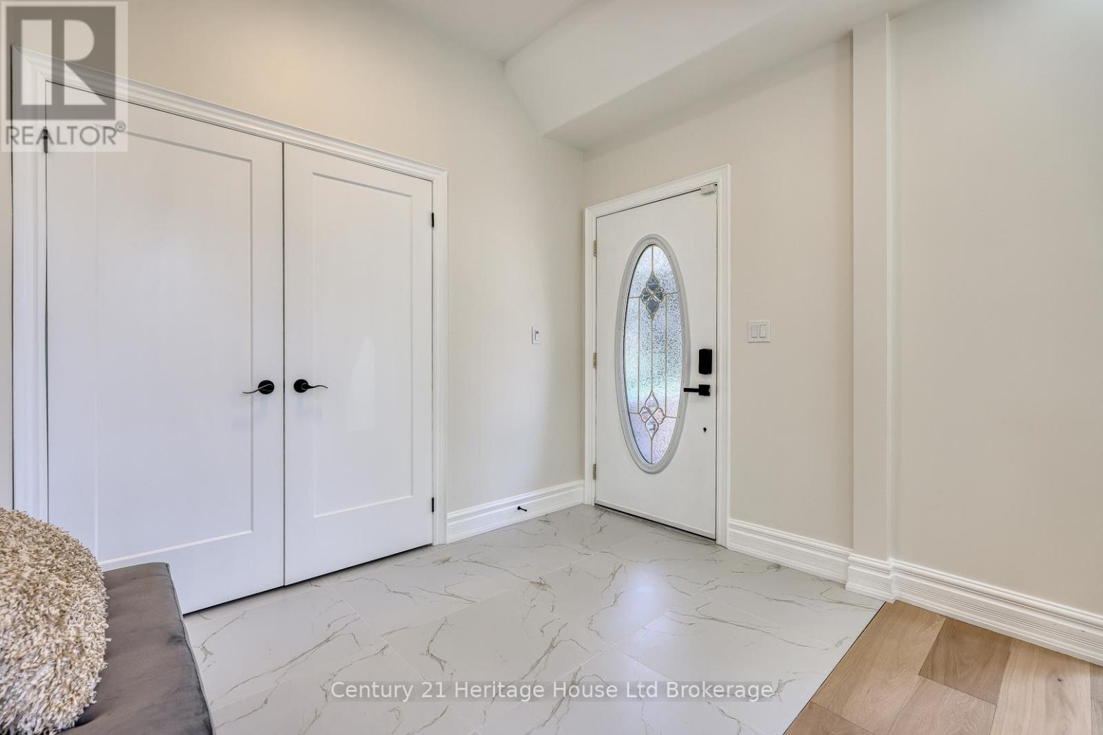 152 Blandford Street, East Zorra-Tavistock, Ontario  N0J 1M0 - Photo 11 - X12473568