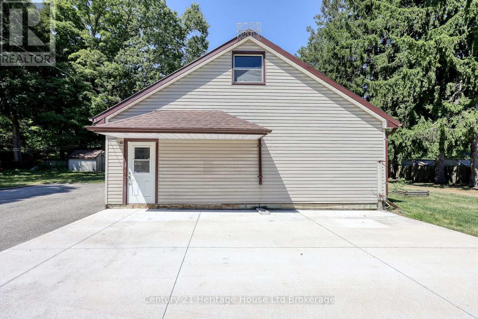 152 Blandford Street, East Zorra-Tavistock, Ontario  N0J 1M0 - Photo 44 - X12473568