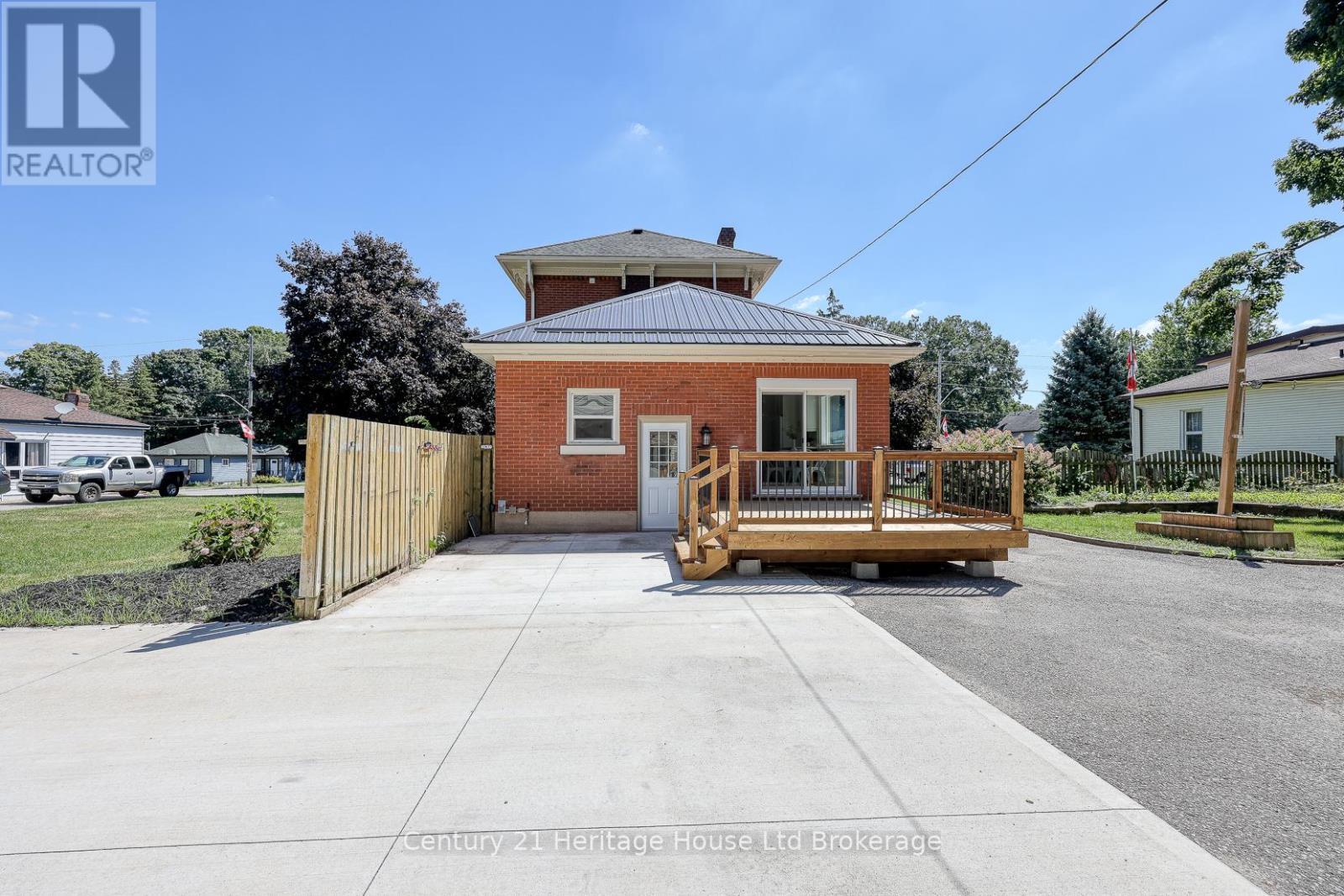 152 Blandford Street, East Zorra-Tavistock, Ontario  N0J 1M0 - Photo 48 - X12473568