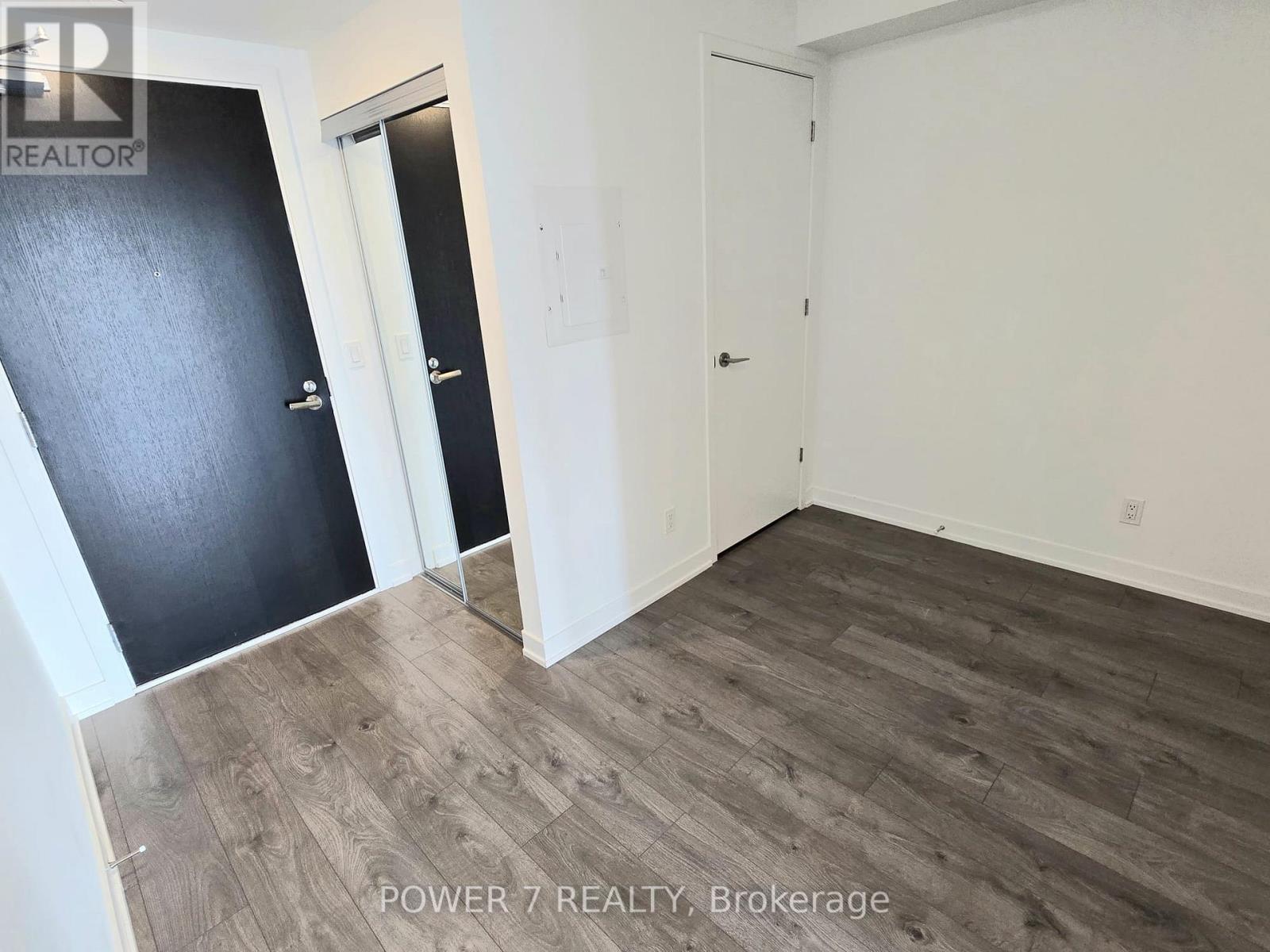 3511 - 501 Yonge Street, Toronto, Ontario  M4Y 1Y4 - Photo 2 - C12473394