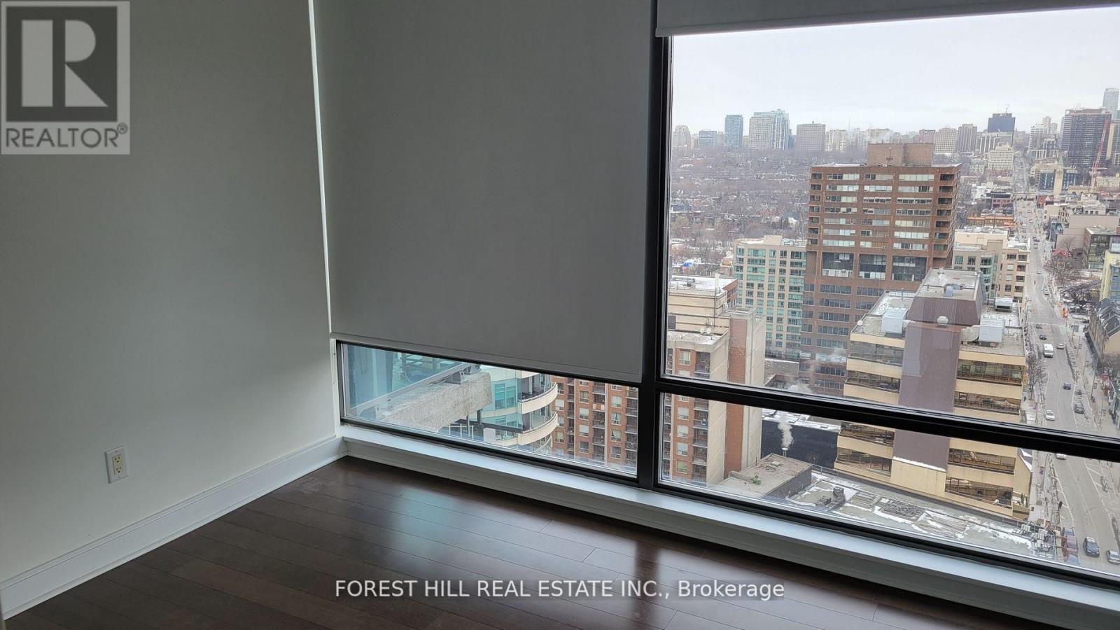 2407 - 18 Yorkville Avenue, Toronto, Ontario  M4W 3Y8 - Photo 8 - C12473404