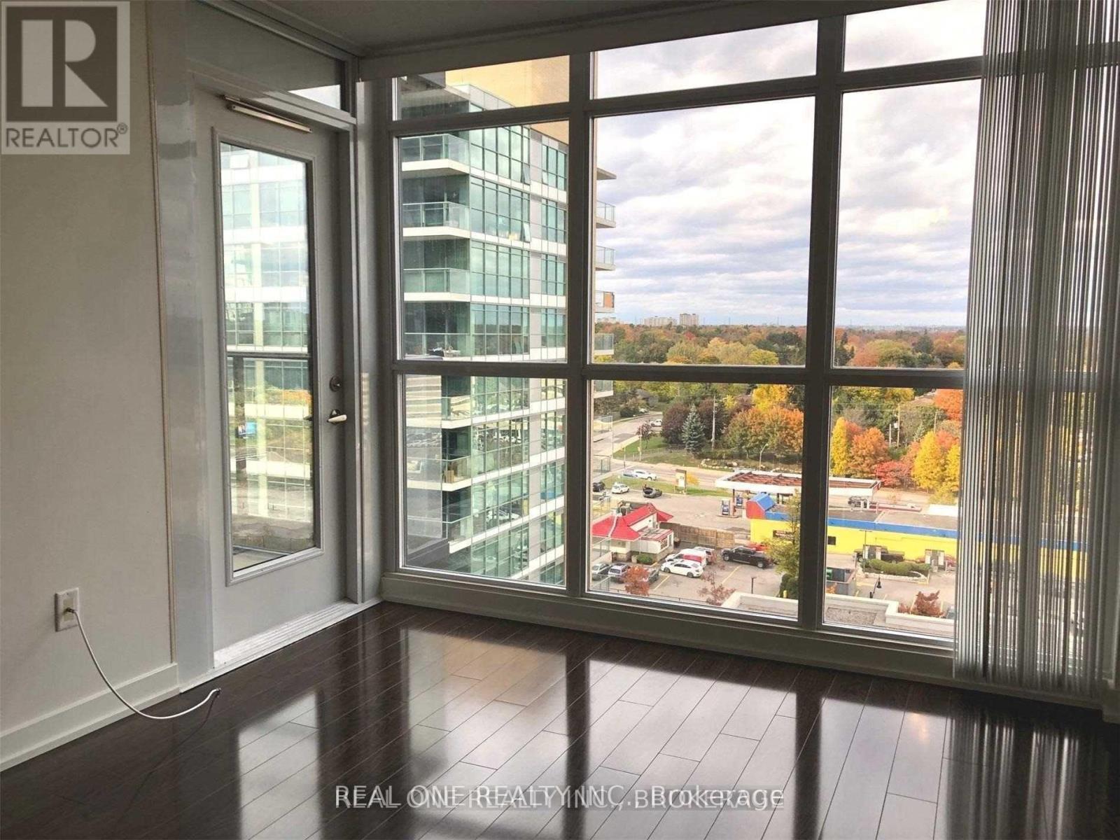 1020 - 19 Singer Court, Toronto, Ontario  M2K 0B2 - Photo 5 - C12473432