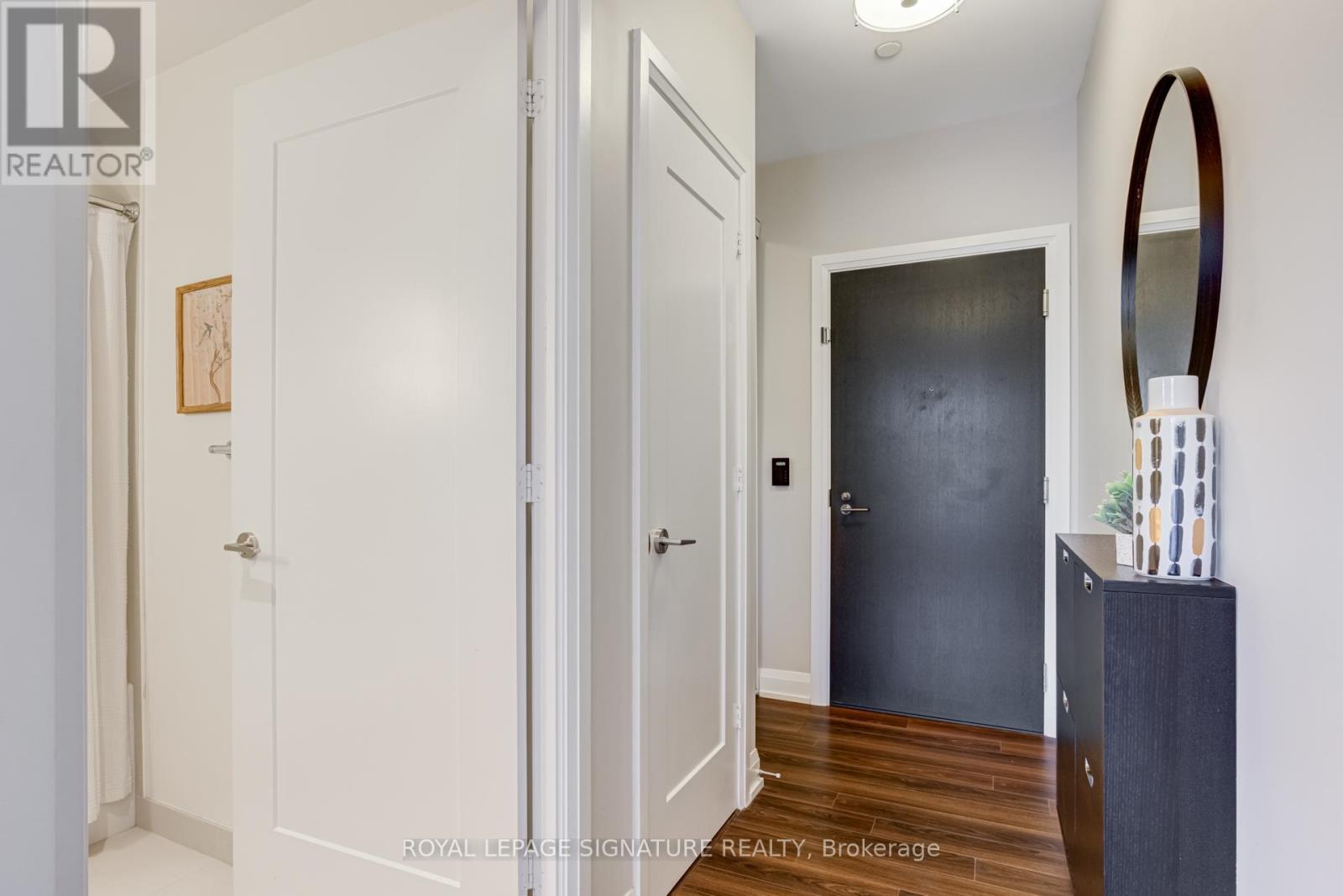 205 - 18 Graydon Hall Drive, Toronto, Ontario  M3A 0A4 - Photo 4 - C12473437