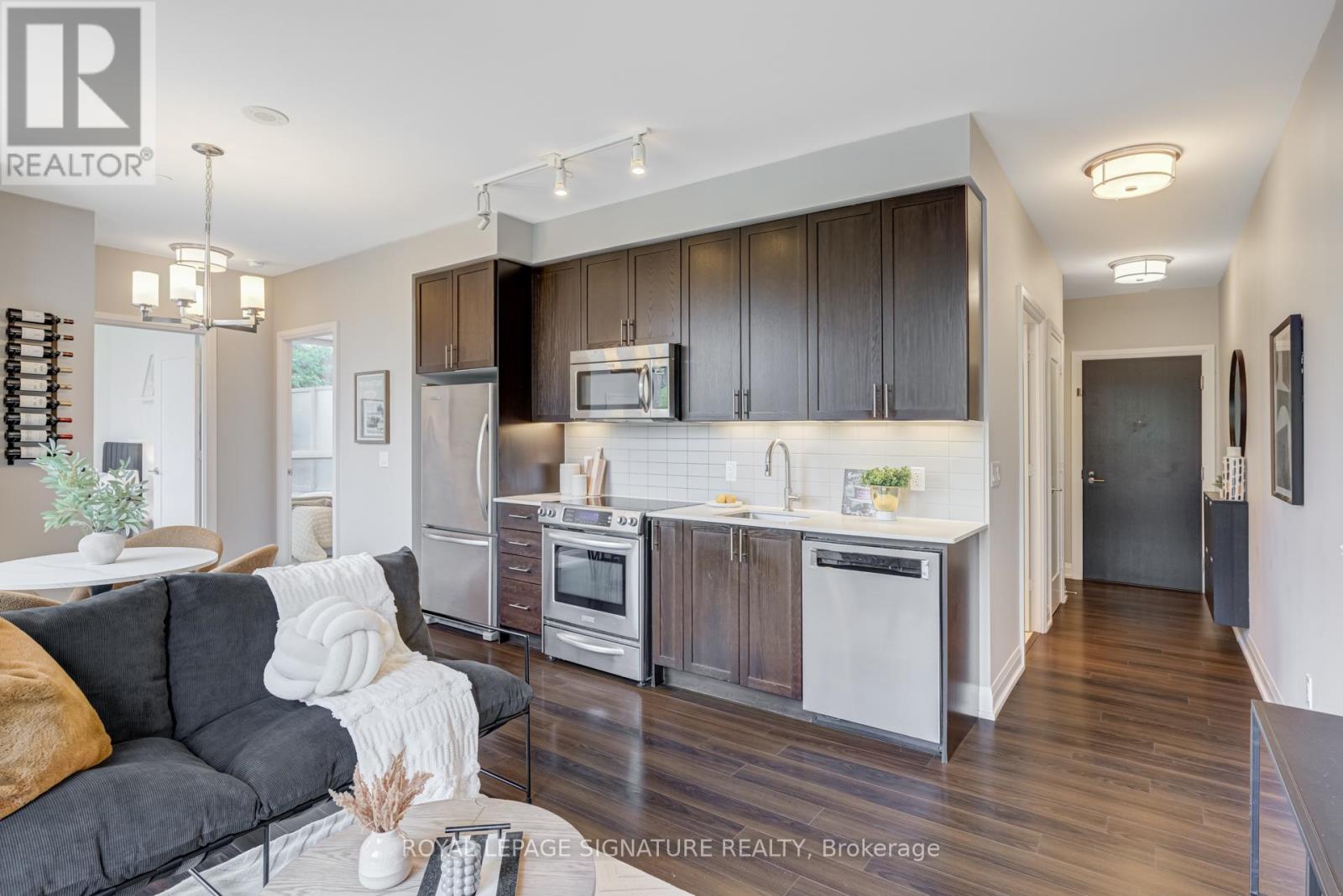 205 - 18 Graydon Hall Drive, Toronto, Ontario  M3A 0A4 - Photo 8 - C12473437