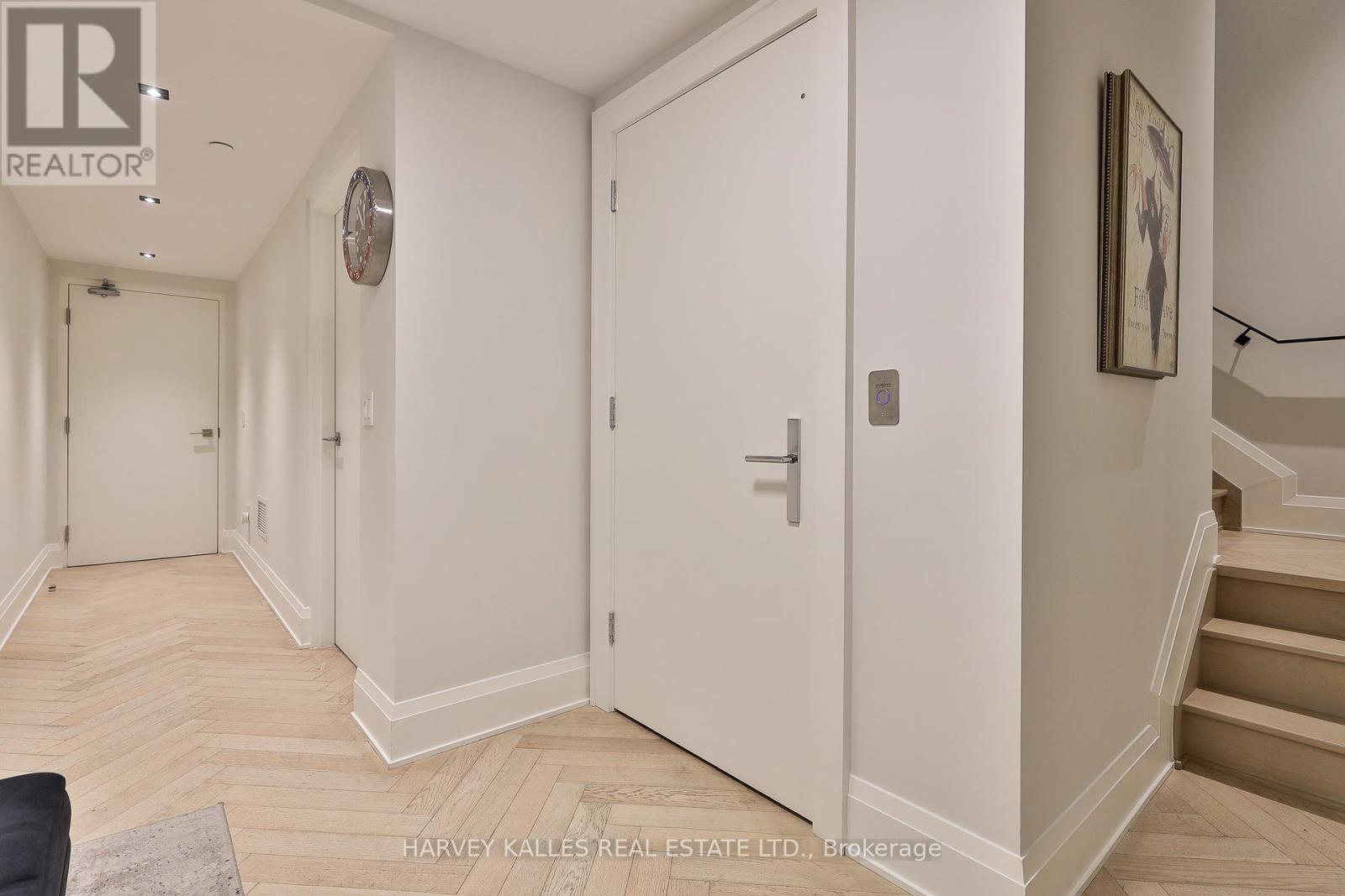 49 Foxbar Road, Toronto, Ontario  M4V 2G5 - Photo 33 - C12473450