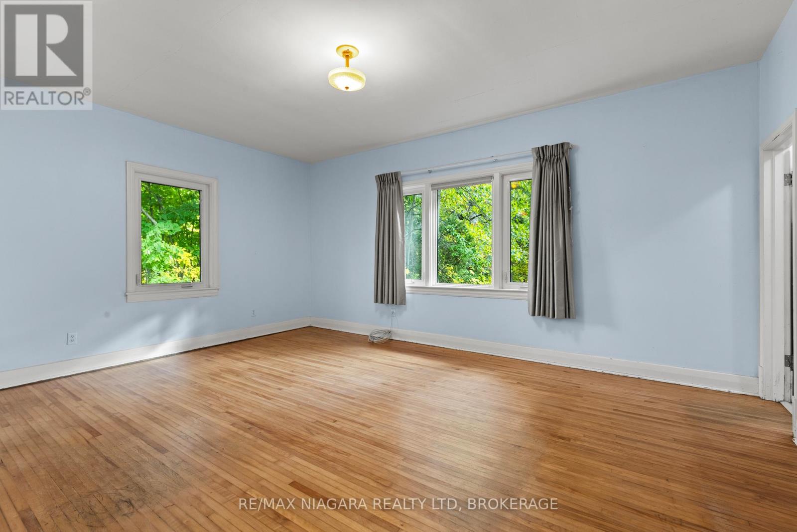 87 Fitch Street, Welland, Ontario  L3C 4V3 - Photo 23 - X12473584