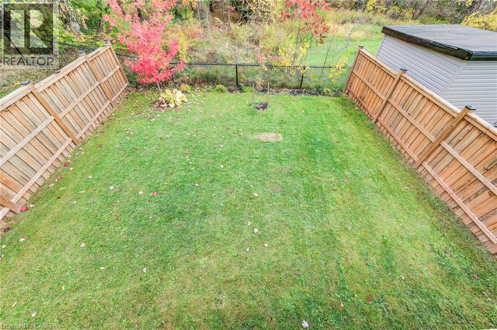 928 Chapel Hill Court, Kitchener, Ontario  N2R 0P4 - Photo 37 - 40780103