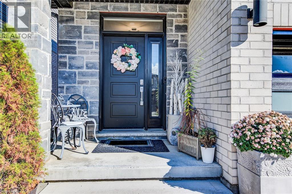 928 Chapel Hill Court, Kitchener, Ontario  N2R 0P4 - Photo 6 - 40780103