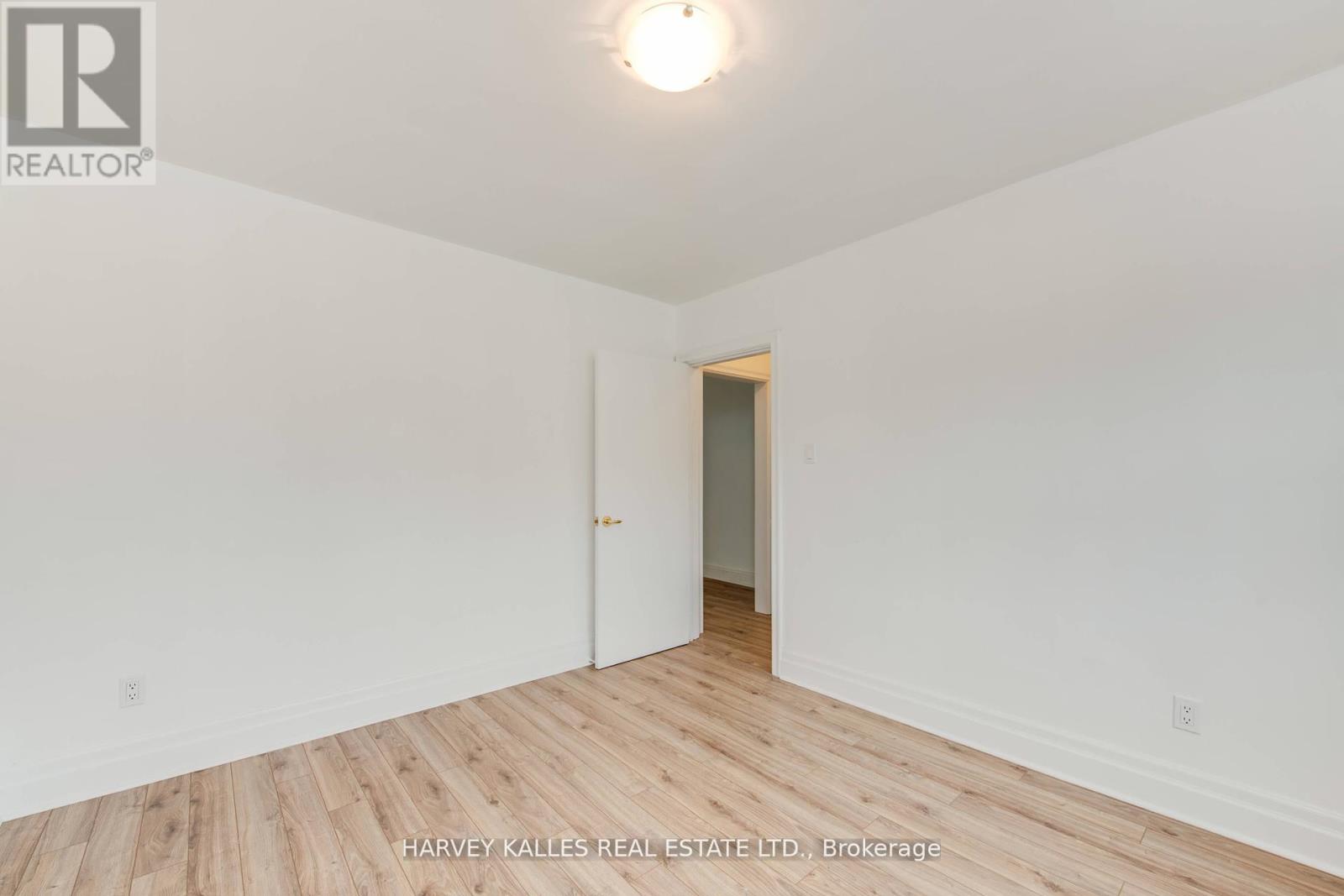 11 - 2905 St Clair Avenue E, Toronto, Ontario  M4B 1N5 - Photo 12 - E12473460