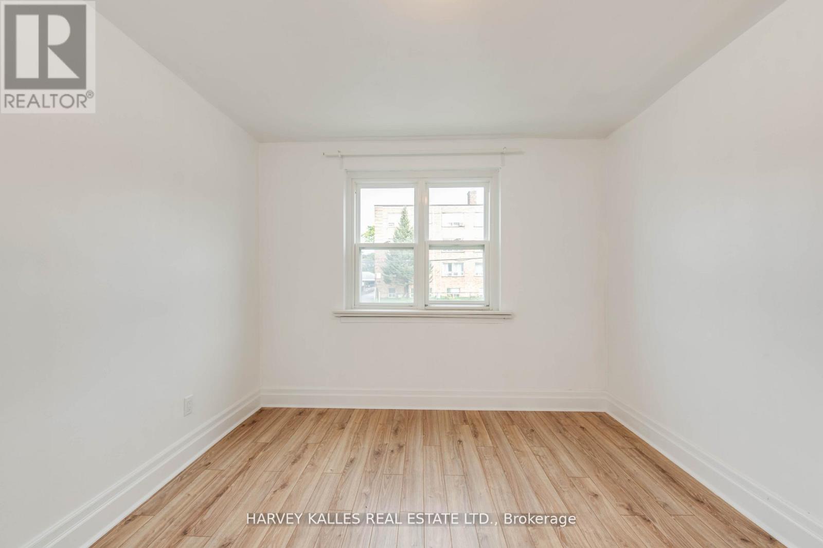 11 - 2905 St Clair Avenue E, Toronto, Ontario  M4B 1N5 - Photo 13 - E12473460