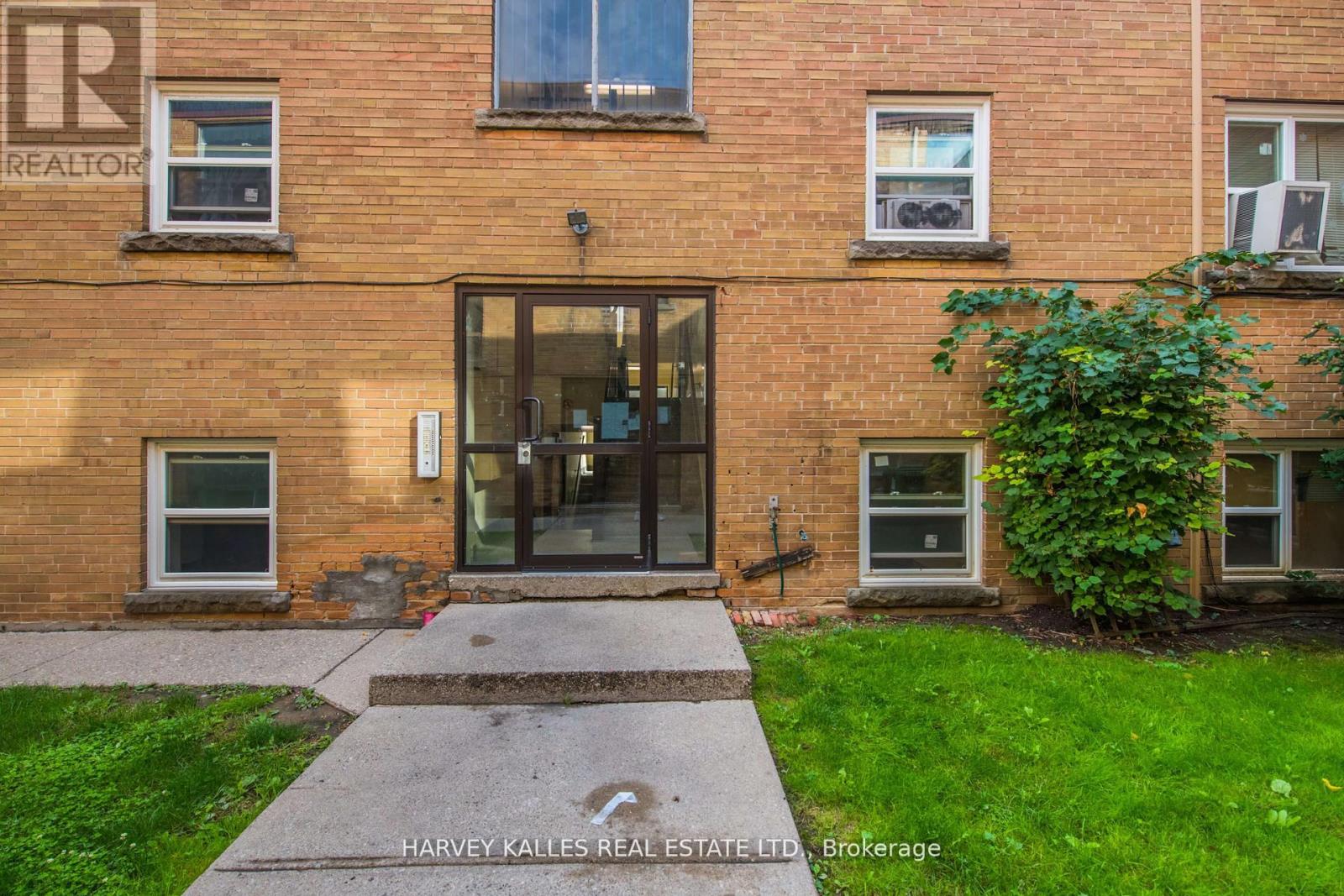 11 - 2905 St Clair Avenue E, Toronto, Ontario  M4B 1N5 - Photo 20 - E12473460
