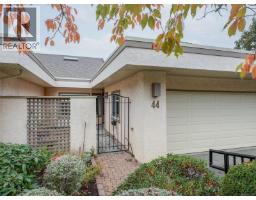 44 4318 Emily Carr Dr Foxborough Hills