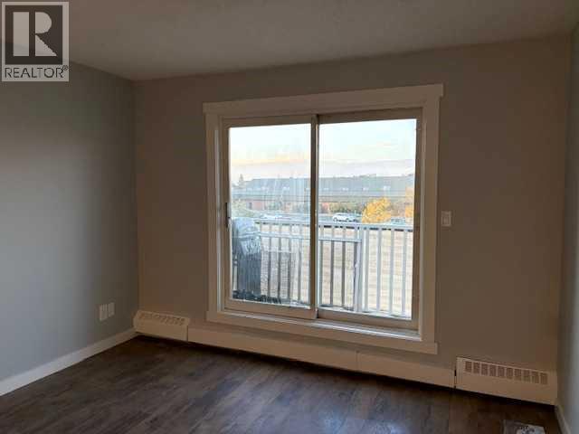 306, 41 Bennett Street, Red Deer, Alberta  T4R 1V4 - Photo 4 - A2263712