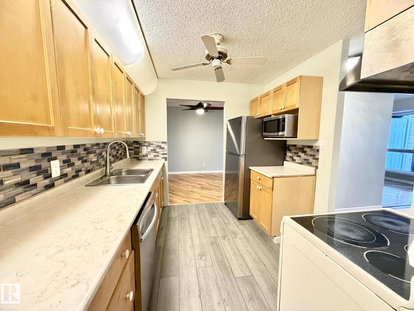 1166 Saddleback Rd Nw, Edmonton, Alberta  T6J 4Z4 - Photo 18 - E4462917