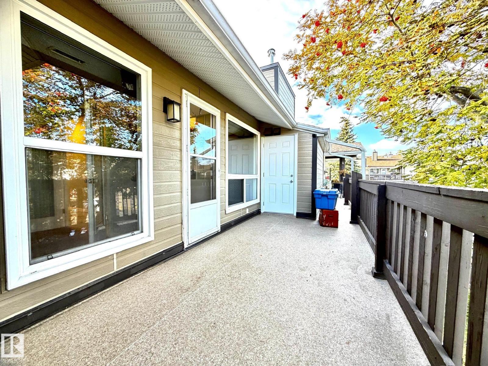 1166 Saddleback Rd Nw, Edmonton, Alberta  T6J 4Z4 - Photo 4 - E4462917