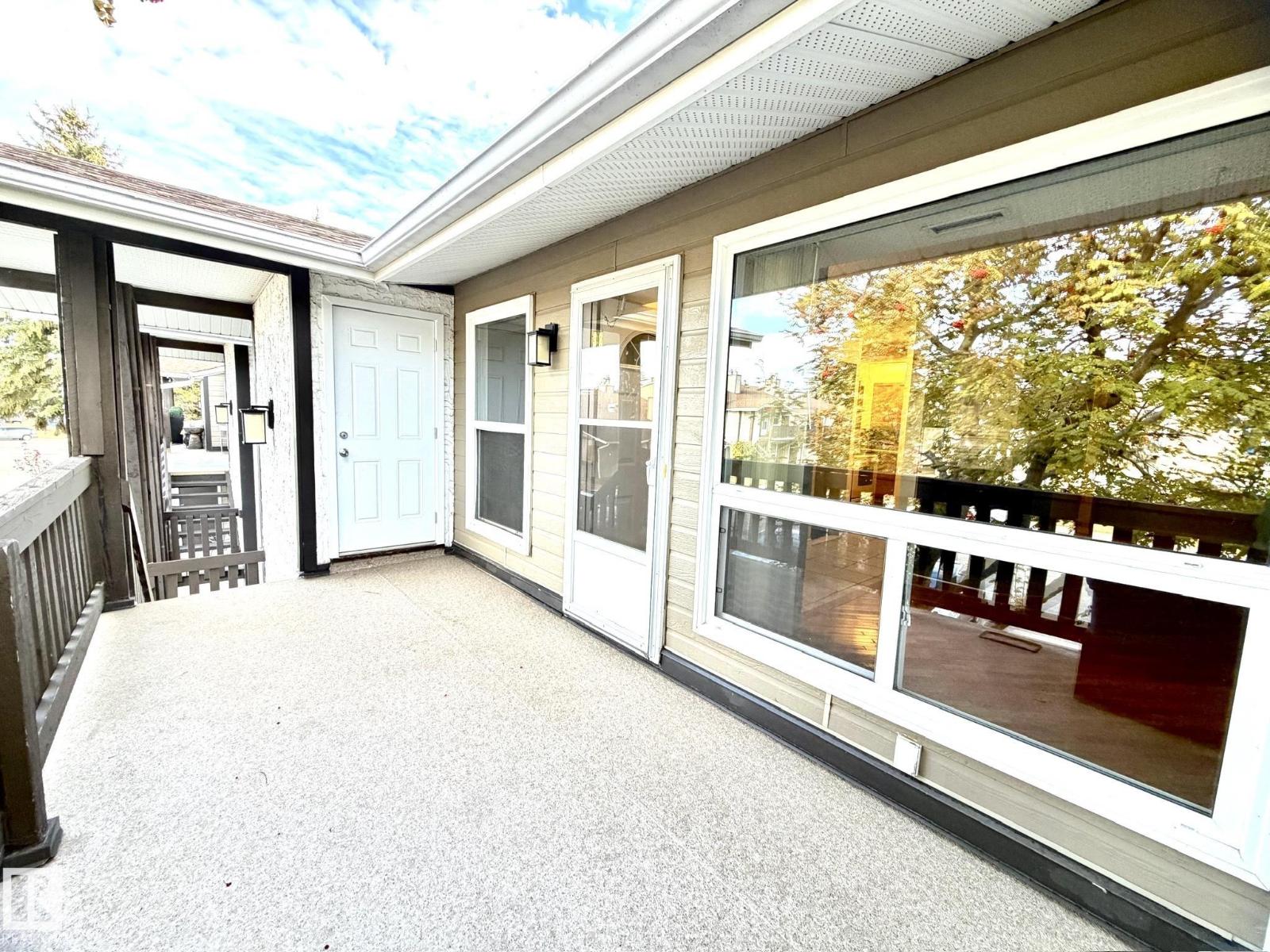 1166 Saddleback Rd Nw, Edmonton, Alberta  T6J 4Z4 - Photo 5 - E4462917