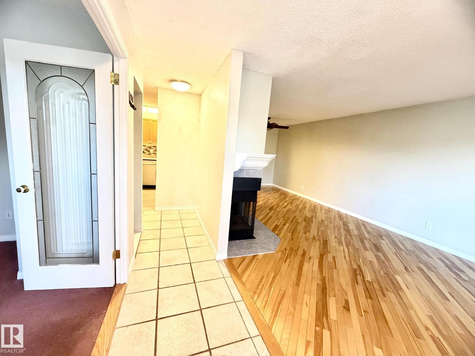 1166 Saddleback Rd Nw, Edmonton, Alberta  T6J 4Z4 - Photo 6 - E4462917