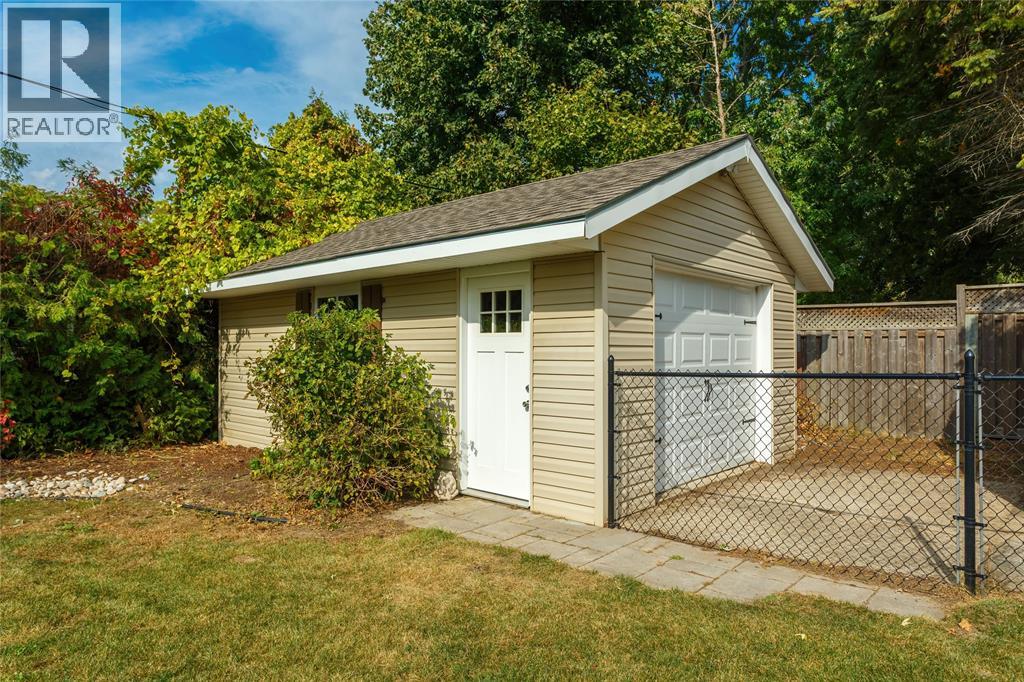 1931 Kenwick Street, Sarnia, Ontario  N0N 1C0 - Photo 34 - 25026247