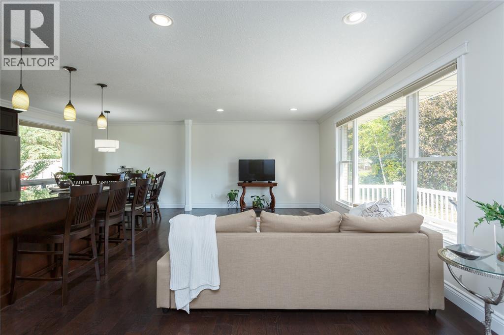 1931 Kenwick Street, Sarnia, Ontario  N0N 1C0 - Photo 7 - 25026247