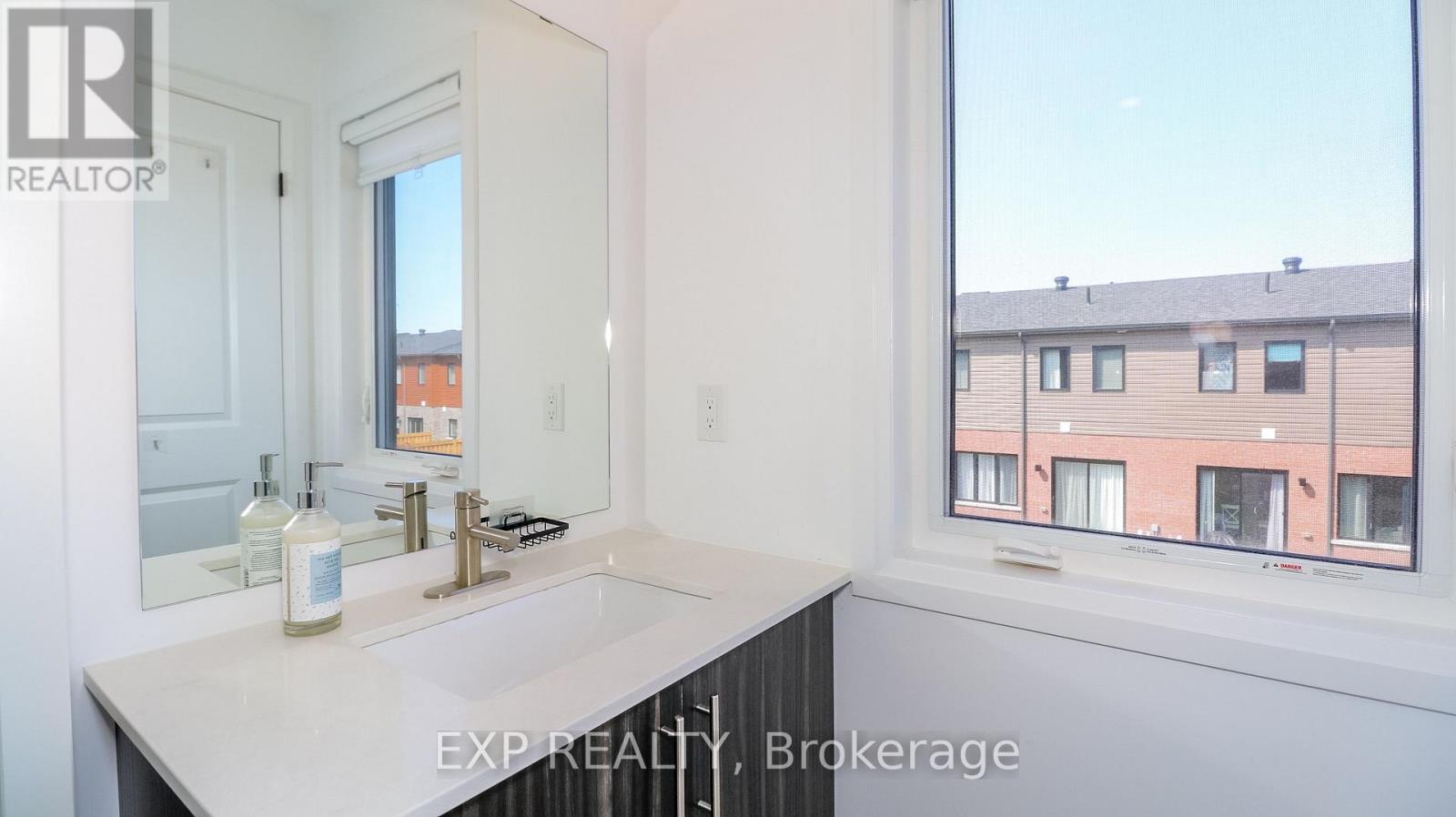 16 Haven Lane, Barrie, Ontario  L9J 0M4 - Photo 20 - S12473422