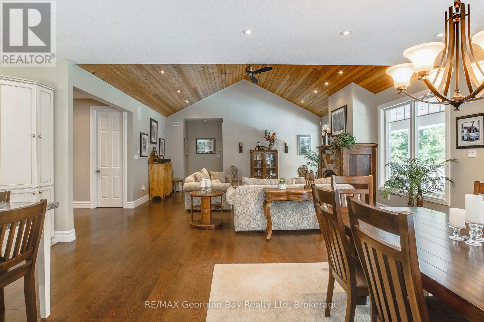 25 Copeland Creek Drive, Tiny, Ontario  L9M 0M3 - Photo 9 - S12468569