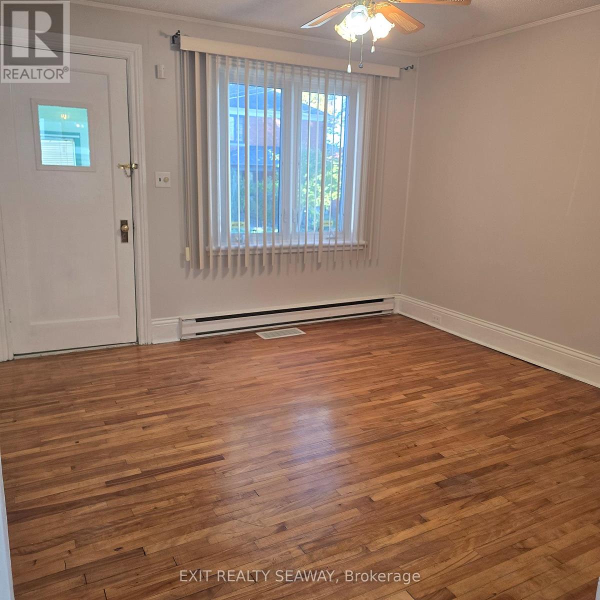 106 6th Street W, Cornwall, Ontario  K6J 2W4 - Photo 4 - X12473559