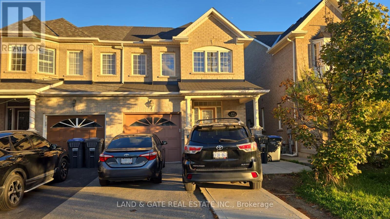 49 Everingham Circle, Brampton, Ontario  L6R 0R9 - Photo 10 - W12470617