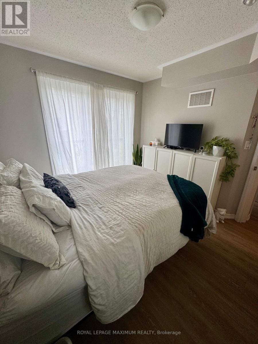 92 - 30 Fieldway Road, Toronto, Ontario  M8Z 0E3 - Photo 13 - W12473399