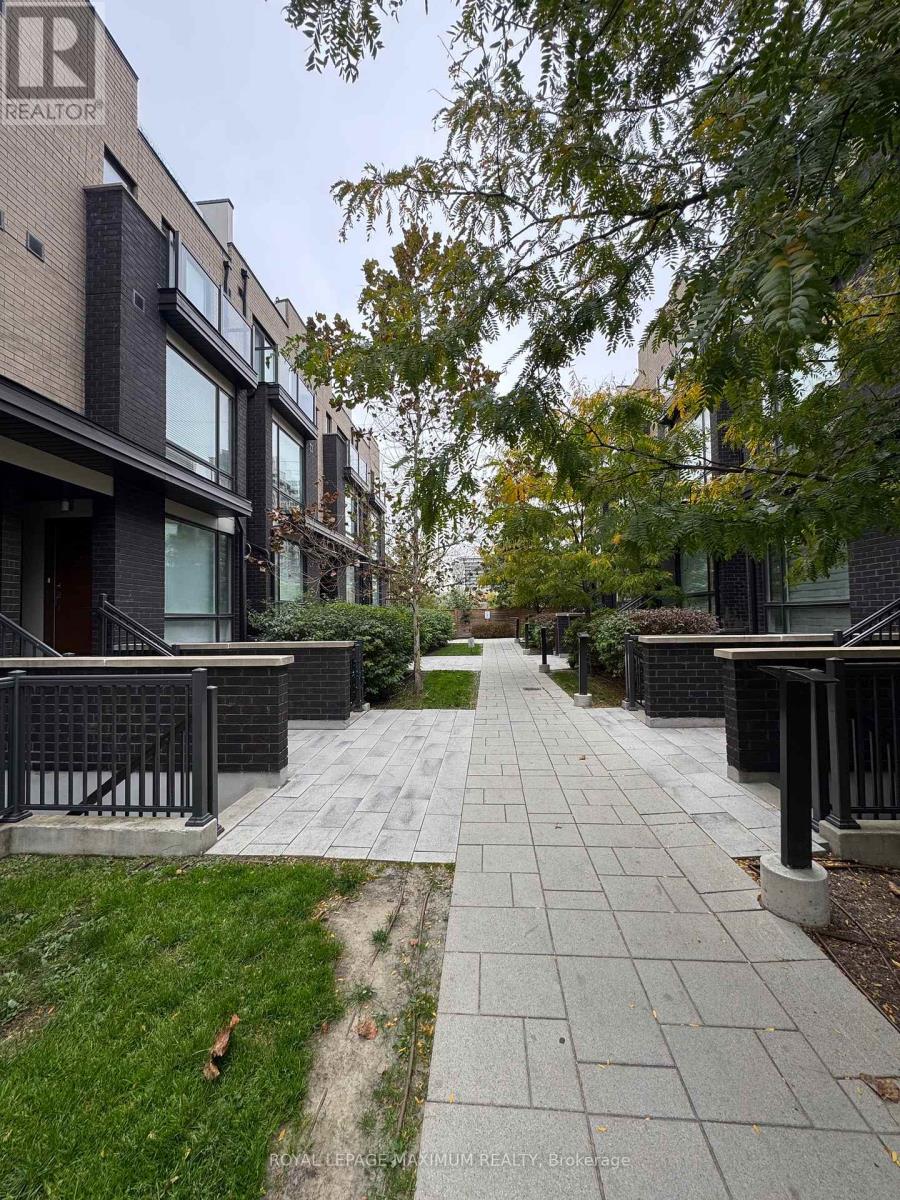92 - 30 Fieldway Road, Toronto, Ontario  M8Z 0E3 - Photo 19 - W12473399