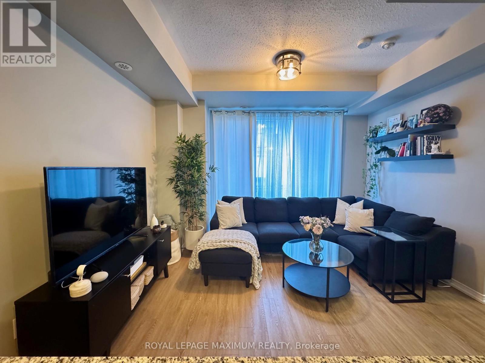 92 - 30 Fieldway Road, Toronto, Ontario  M8Z 0E3 - Photo 7 - W12473399