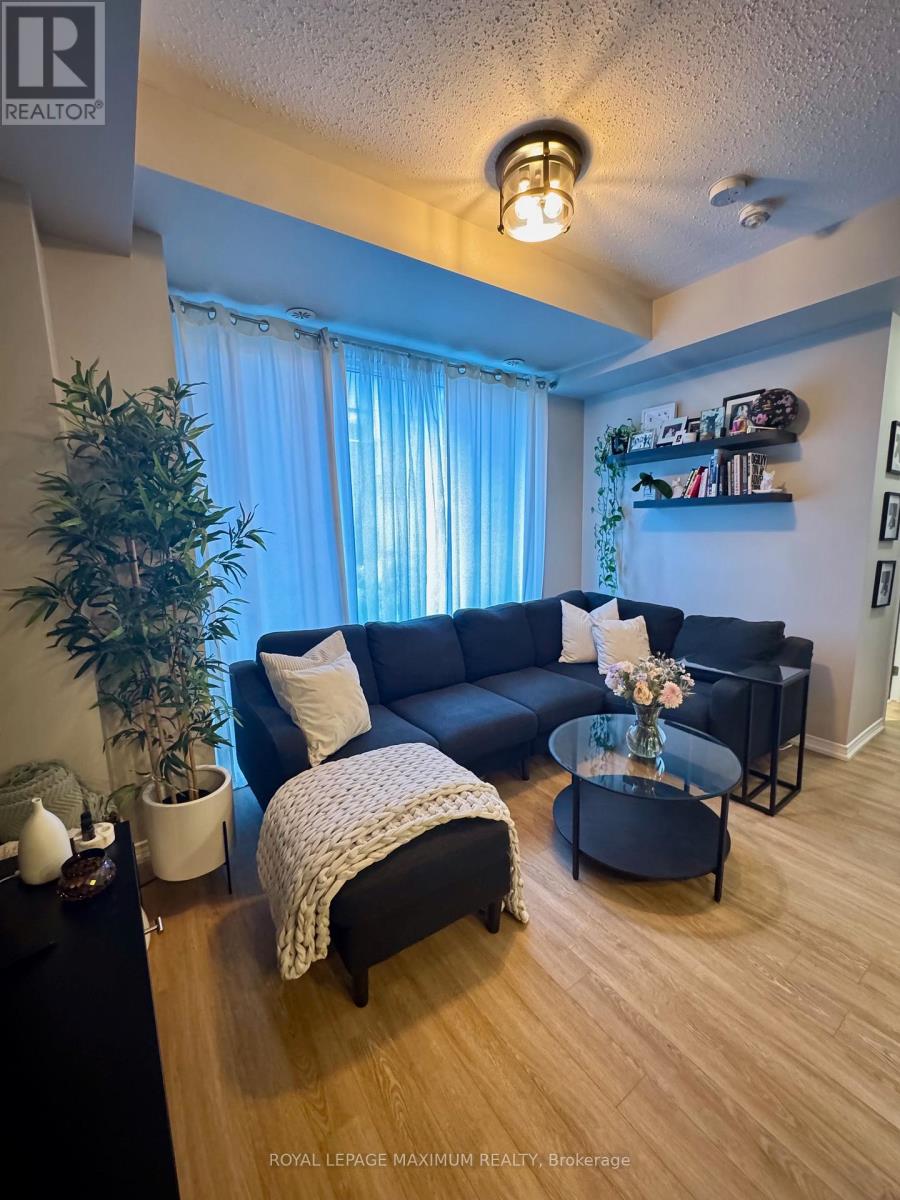 92 - 30 Fieldway Road, Toronto, Ontario  M8Z 0E3 - Photo 8 - W12473399