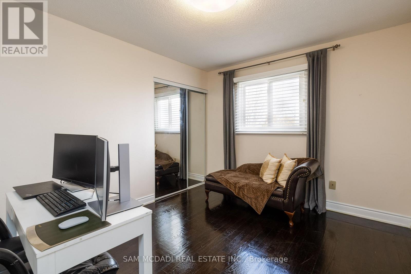 100 Castlehill Road, Brampton, Ontario  L6X 4C7 - Photo 28 - W12473428
