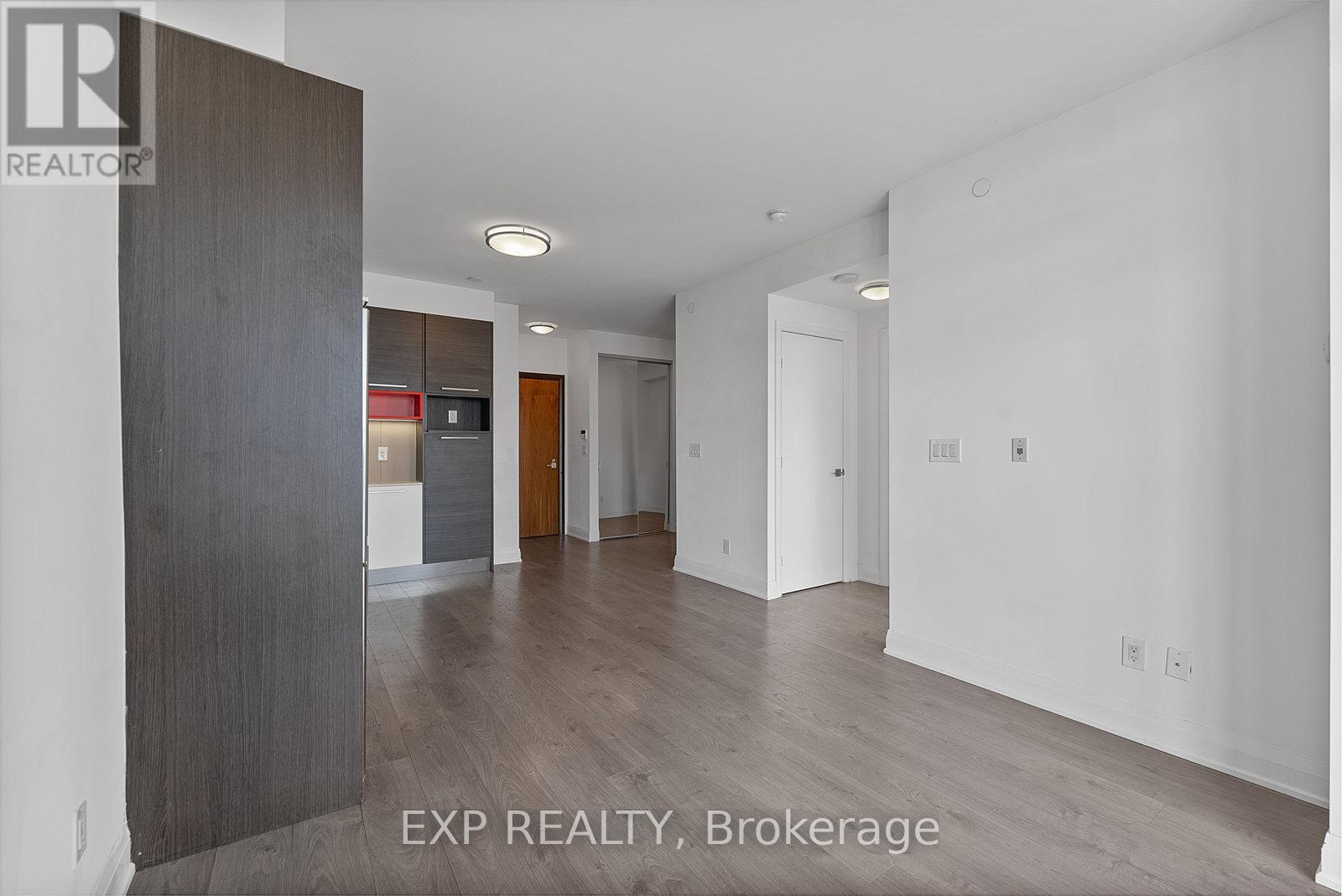 1601 - 36 Park Lawn Road W, Toronto, Ontario  M8V 0E5 - Photo 7 - W12473444
