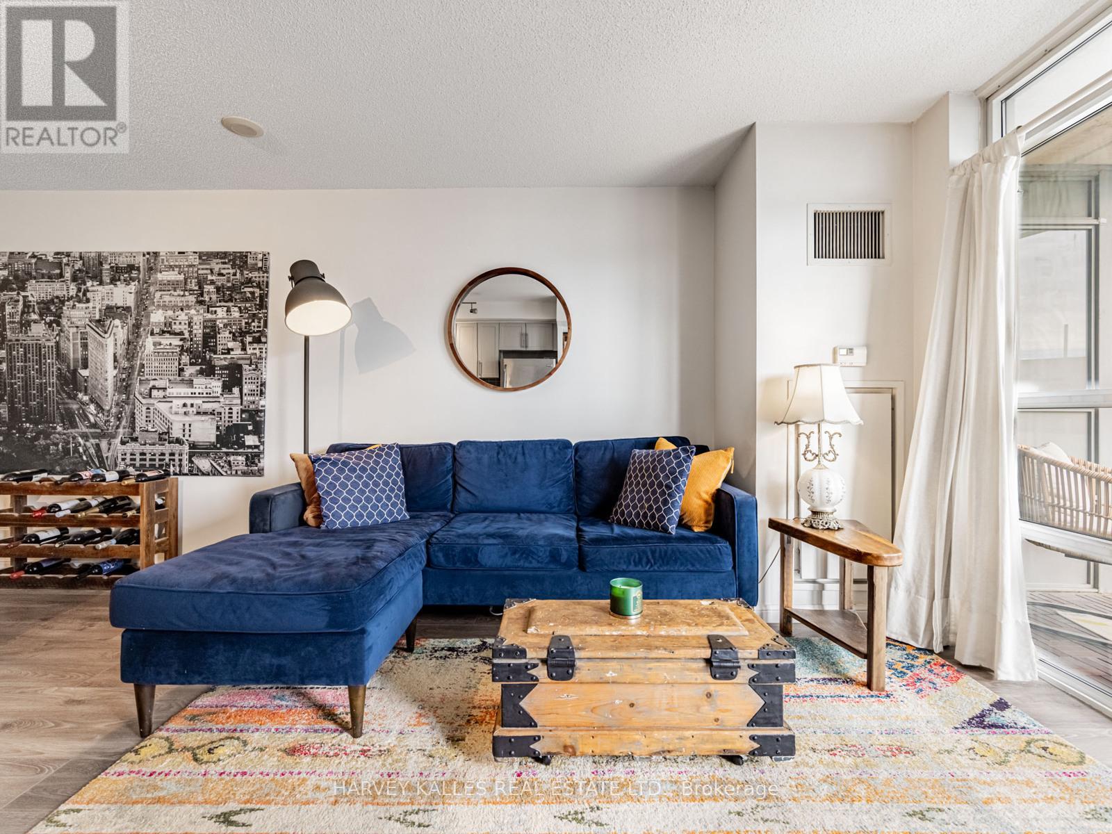 703 - 38 Joe Shuster Way, Toronto, Ontario  M6K 0A5 - Photo 14 - W12473459
