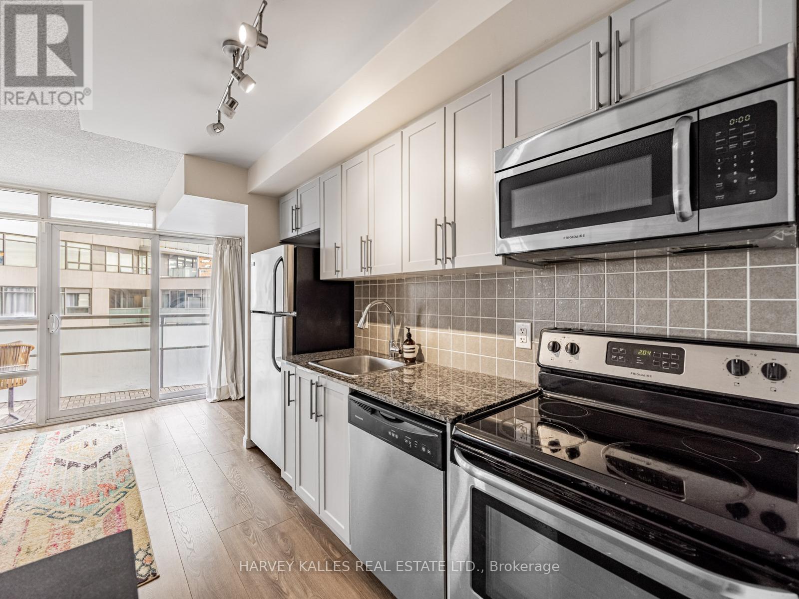 703 - 38 Joe Shuster Way, Toronto, Ontario  M6K 0A5 - Photo 8 - W12473459