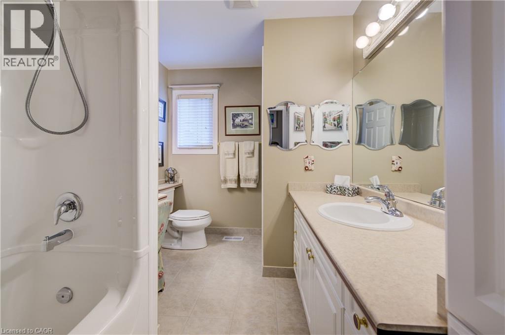4907 Alexandra Avenue, Beamsville, Ontario  L0R 1B5 - Photo 9 - 40758624