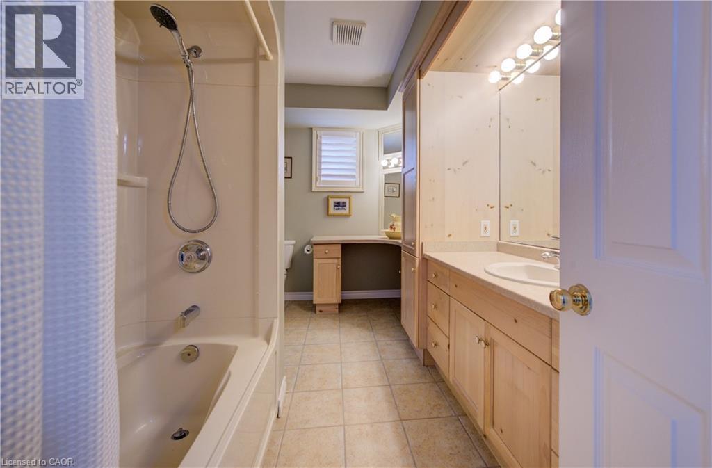 4907 Alexandra Avenue, Beamsville, Ontario  L0R 1B5 - Photo 26 - 40758624