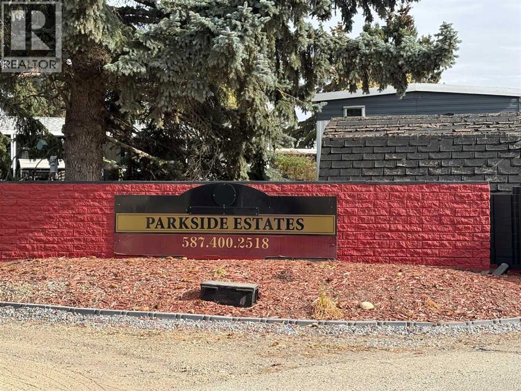 33 Parkside Drive, Red Deer, Alberta  T4P 1K1 - Photo 17 - A2260963