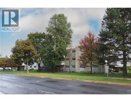 80 BRECKENRIDGE Drive Unit# 102, Kitchener, Ontario
