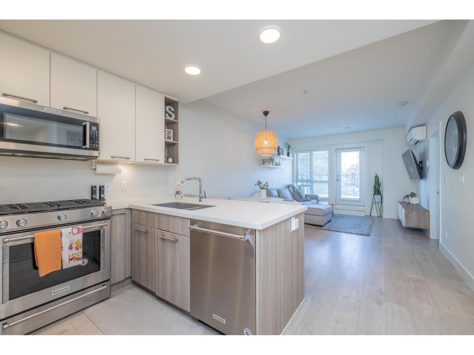 312 14022 North Bluff Road, White Rock, British Columbia  V4B 3C3 - Photo 7 - R3059722