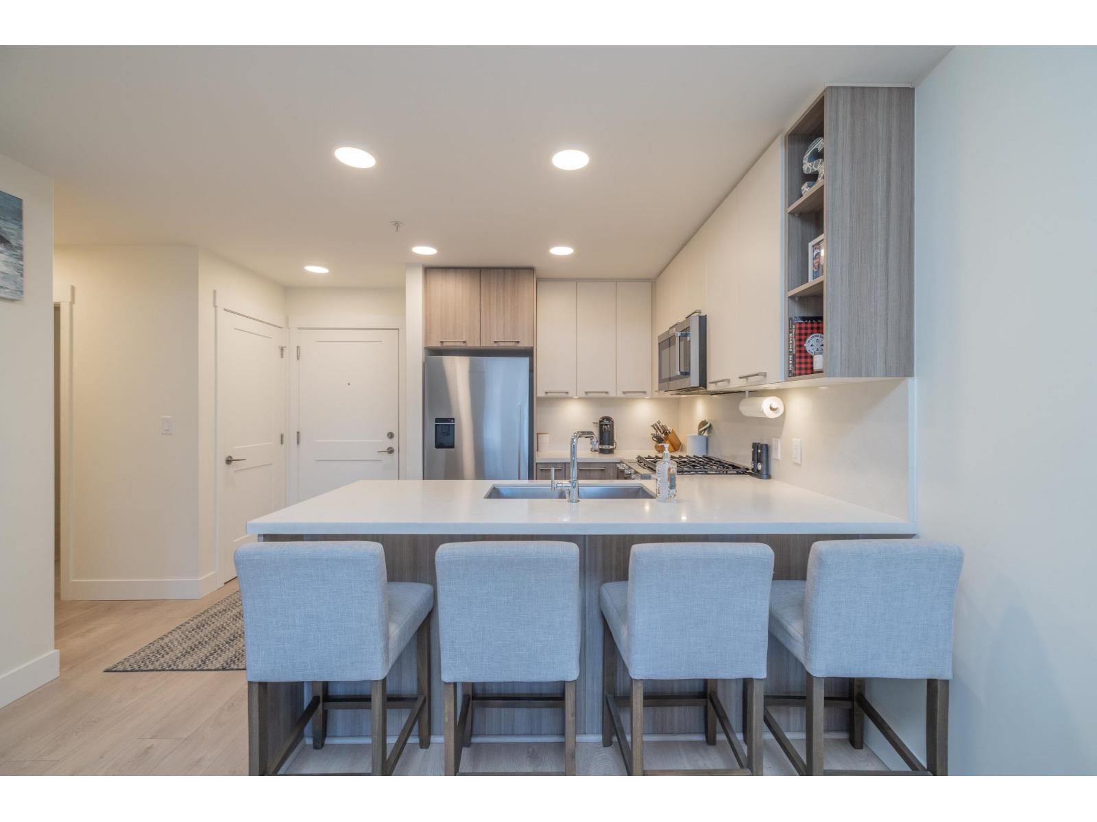 312 14022 North Bluff Road, White Rock, British Columbia  V4B 3C3 - Photo 11 - R3059722