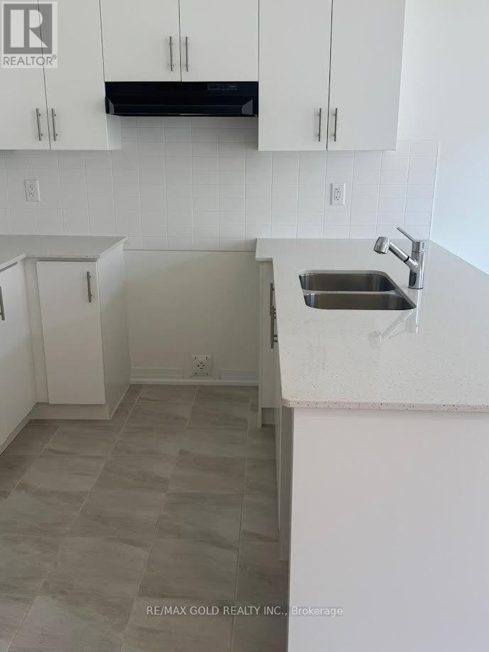 19 Lemon Avenue, Thorold, Ontario  L0S 1K0 - Photo 14 - X12473425