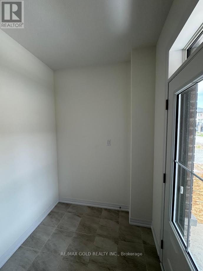 19 Lemon Avenue, Thorold, Ontario  L0S 1K0 - Photo 20 - X12473425