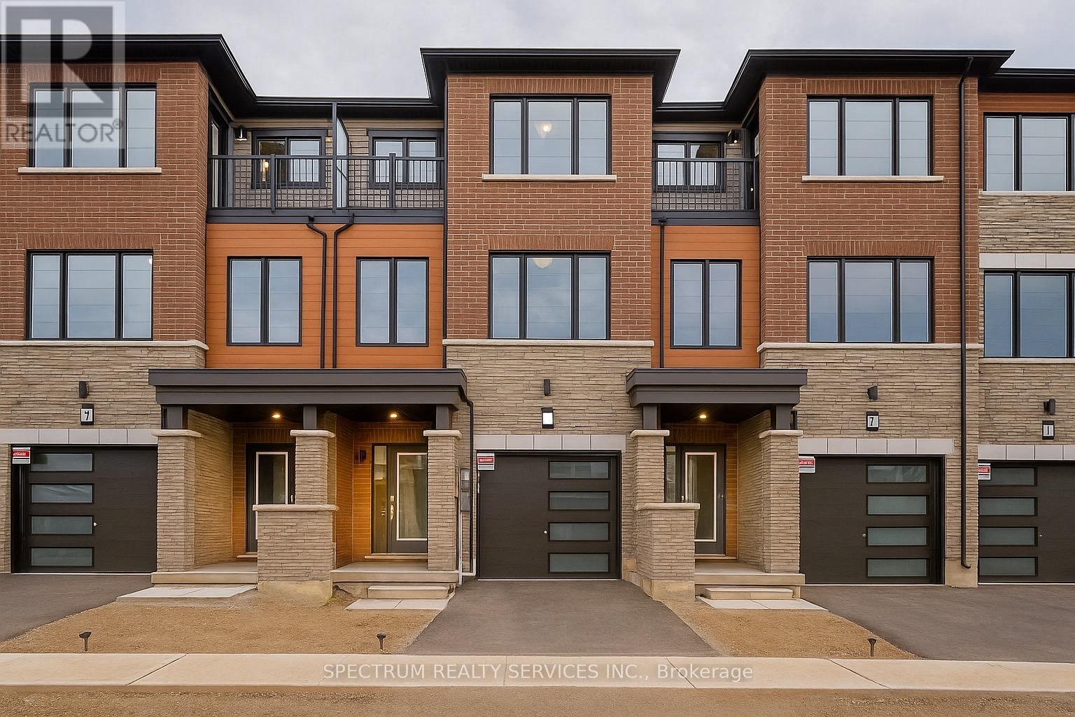 5 HINE ROAD, Brantford, Ontario