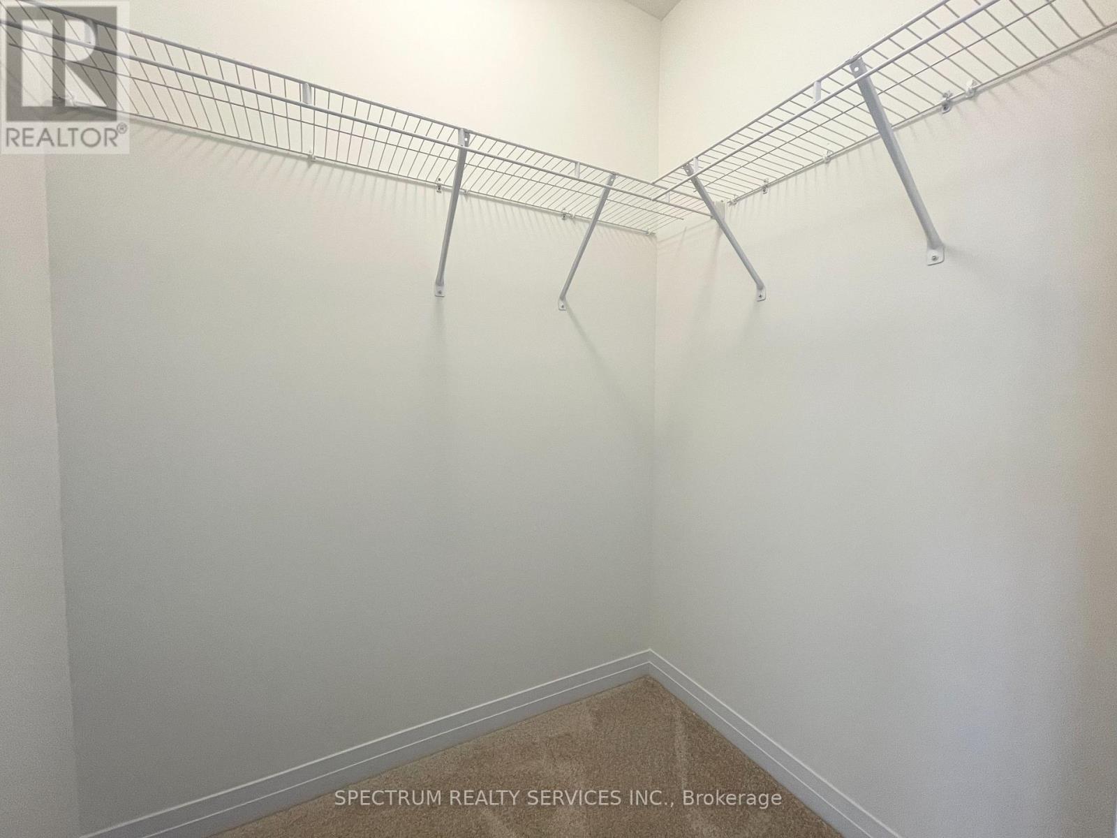 5 Hine Road, Brantford, Ontario  N3T 0W4 - Photo 15 - X12473440